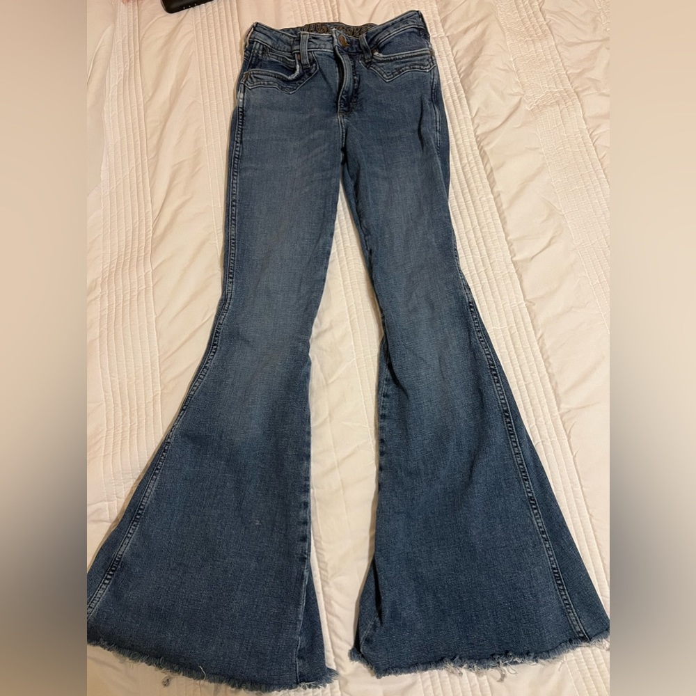 Wrangler Retro Style Bell Bottom Jeans